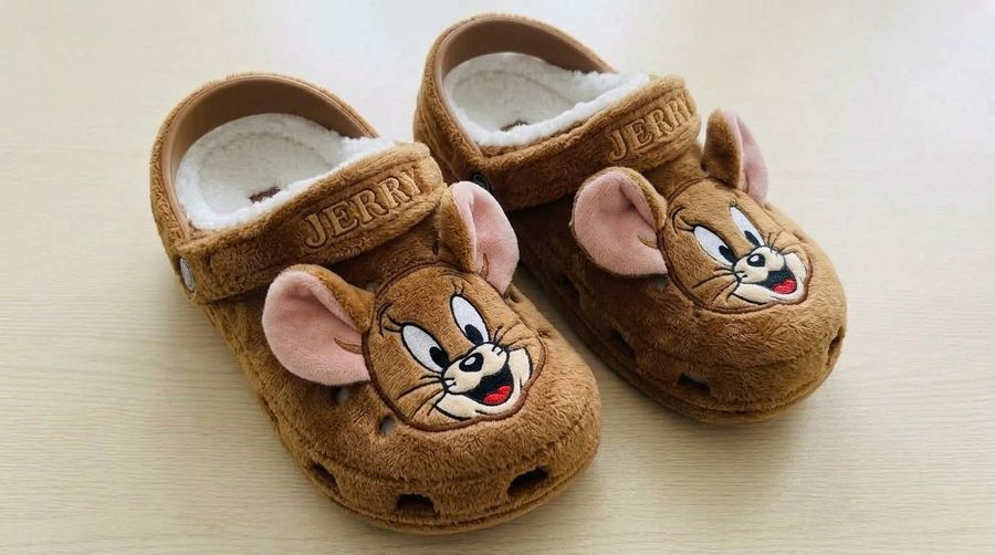 Wholesale Jerry Plush Clogs Cartoon Fuzzy Slippers Sherpa-Lined Winter Indoor Outdoor Garden Shoes Unisex