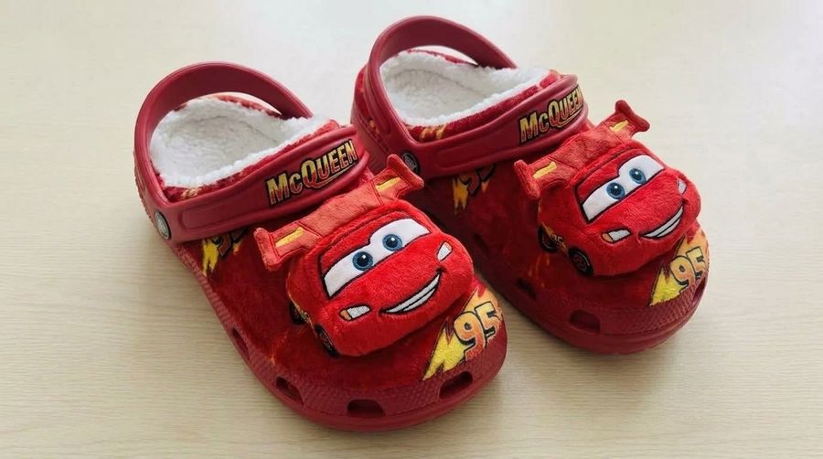 Wholesale McQueen Plush Clogs Cartoon Fuzzy Slippers Sherpa-Lined Winter Indoor Outdoor Garden Shoes Unisex