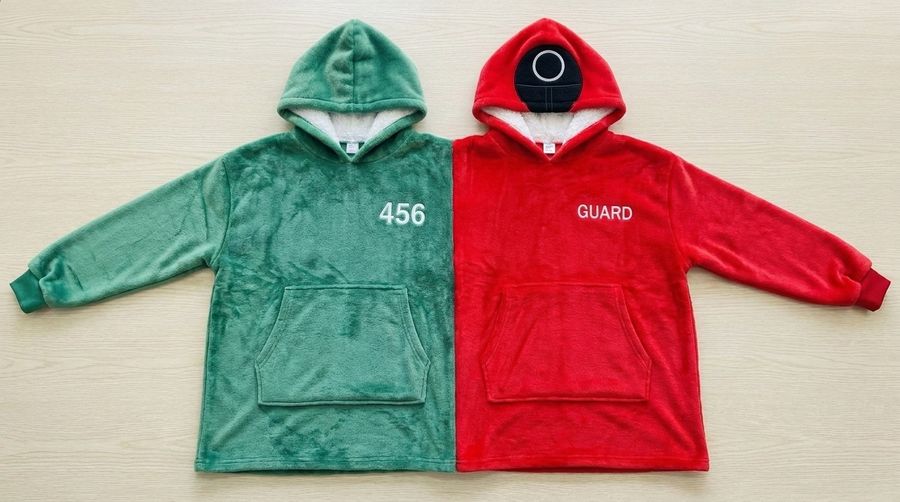 Factory Wholesale Squid Game 456 & Guard Couple Hoodie Cartoon Plush Flannel Sherpa-Lined Oversized Matching Pullover for Lovers